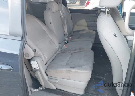 2016 Kia Sedona Lx z USA, uszkodzony, nr VIN KNDMB5C1XG6088673